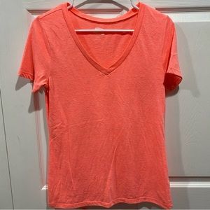 OLD NAVY Women's Stretchy V Neck Tee T-Shirt Short Sleeve Top - HOT PINK, size S